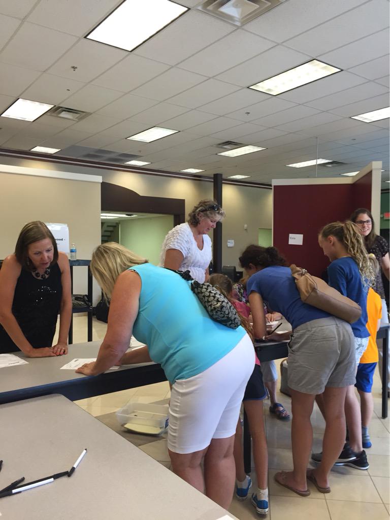 amdaigle2's tweet photo. Let the music play! Students checking out instruments at our Ron Witt Building. #proud2bMPS, #mps2ed, http://t.co/ZAseHmbTAY