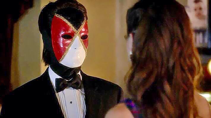B1LL1's tweet photo. @ABCFpll and @imarleneking how the hell is this CeCe? #CeCeIsA http://t.co/Sx12D92XDk