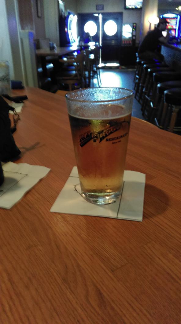 jmonkey2282's tweet photo. @TheLacsMusic @RobinC71 @jpprock @LaPinkplus2 @gr_gidget #millertime #rodnreel #letsgetitgoin #shichya #shorelife http://t.co/j444BQZkeE