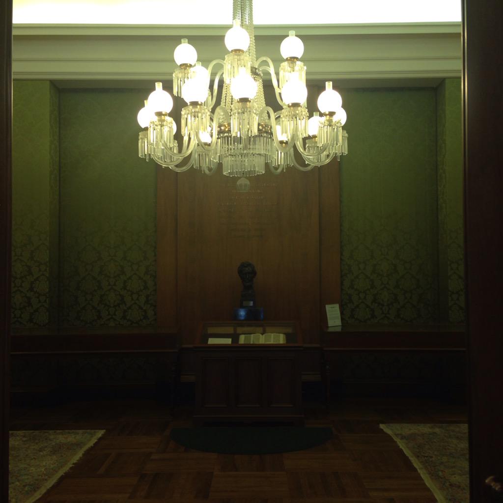 theofficialteal's tweet image. Thank you #LillyLibraryIU for an amazing presentation (as usual) of their collection! #tmsbloomington #visitbtown