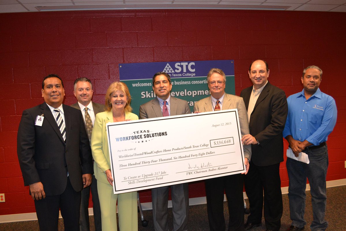 stcjaguars's tweet photo. Thank You TWC! The $334,648 Skills Development Fund grant will help train 217 workers in the RGV! #EconomicImpact http://t.co/MhiBTTgm8w