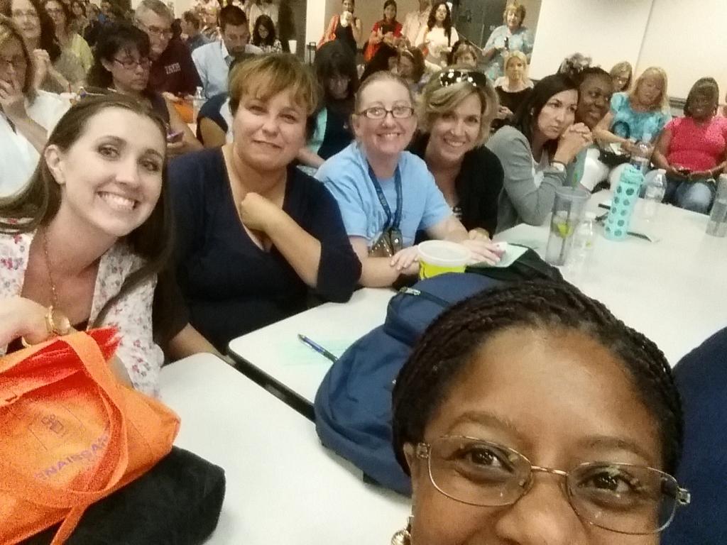 Sandrini Saints totally motivated!! #PBVCON #PBVWIN