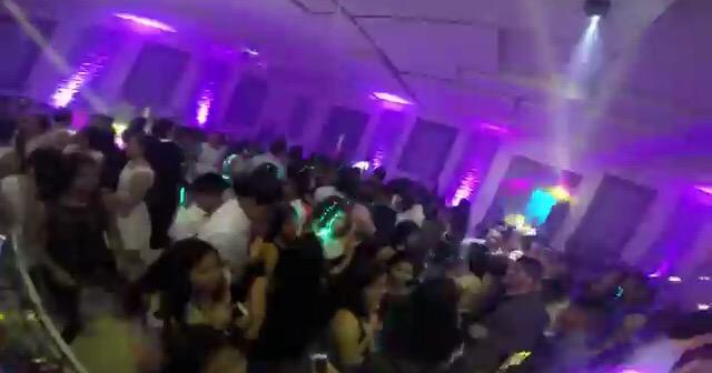 fer2400's tweet photo. Throw🔙😭😭😭😭😍 #29Mayo #Xv #PrincessDay #SwaggerTeam @YoungDj97 @kevbarrientos http://t.co/YkNd7JIKYu