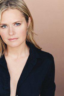 Happy Birthday to Maggie Lawson (35) 