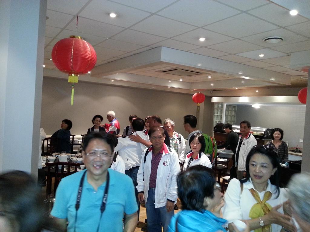 pshultgren's tweet photo. ...and closing dinner http://t.co/v6vPb0ZGMX