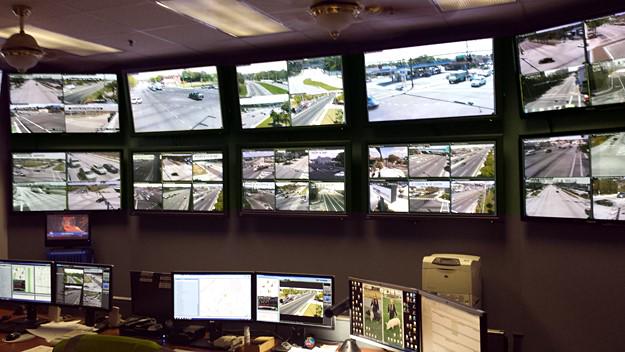 genetec's tweet photo. #Lakeland updates #surveillance and access control systems while avoiding significant costs: http://t.co/tQskaDcUz2 http://t.co/XCKELCBJFE