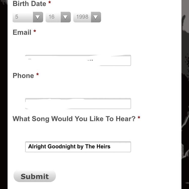 theheirsfan's tweet photo. @TheHeirsCentral that wasn't the only one :) gotta support my babes @TheHeirsMusic #alrightgoodnight http://t.co/HI6s0gUZFH