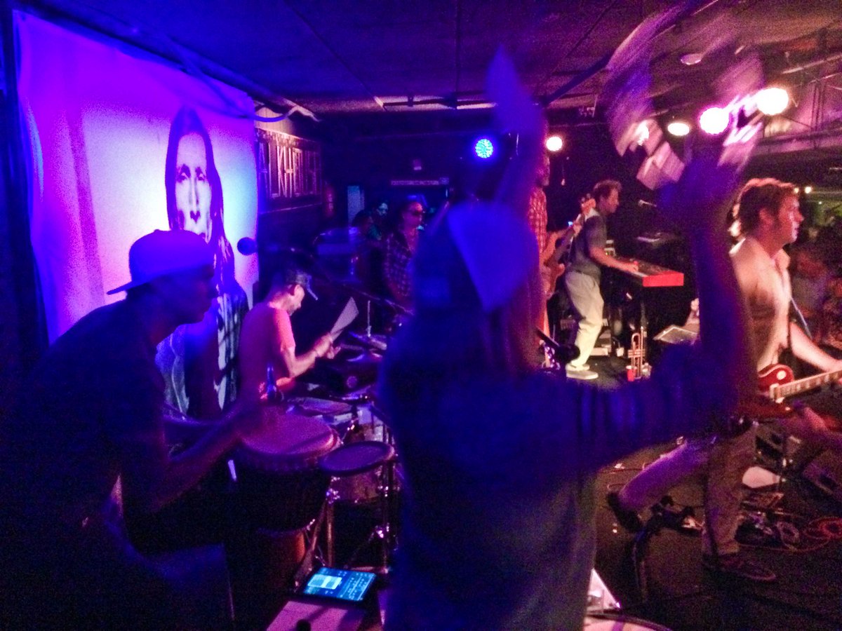 wikemusic's tweet photo. #TheBogmen, had a great time playing with @RHCPchad, @NancyAtlas, @moistpaula, @victhrill at @theTalkhouse …too good http://t.co/ab6vK8Z8WD