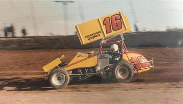 MRNRadio's tweet photo. .@JeffGordonWeb: From Sprint Cars to Sprint Cup

The Story: http://t.co/T3ZxeaLv7S 

#AskMRN #KnoxvilleNationals http://t.co/yfDjO16vR2