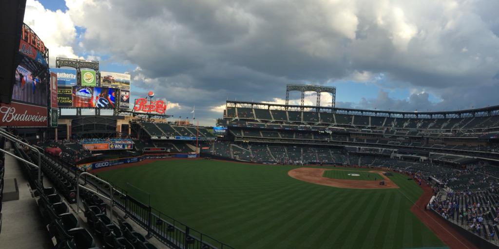 zjo_3's tweet photo. Great view tonight! @Mets #LGM #TheMagicIsBack ⚾️🍎 http://t.co/m8XcfJmmLv