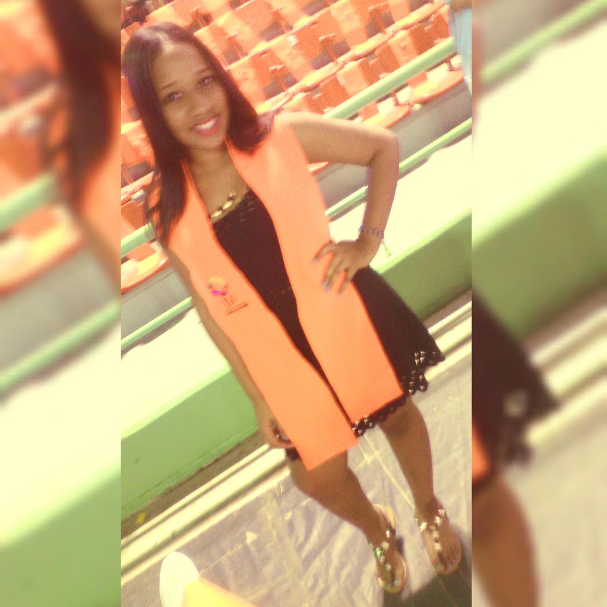 MEH30's tweet photo. #GraduacionJuventudRD  @juventudRd http://t.co/45gC3lvp4V