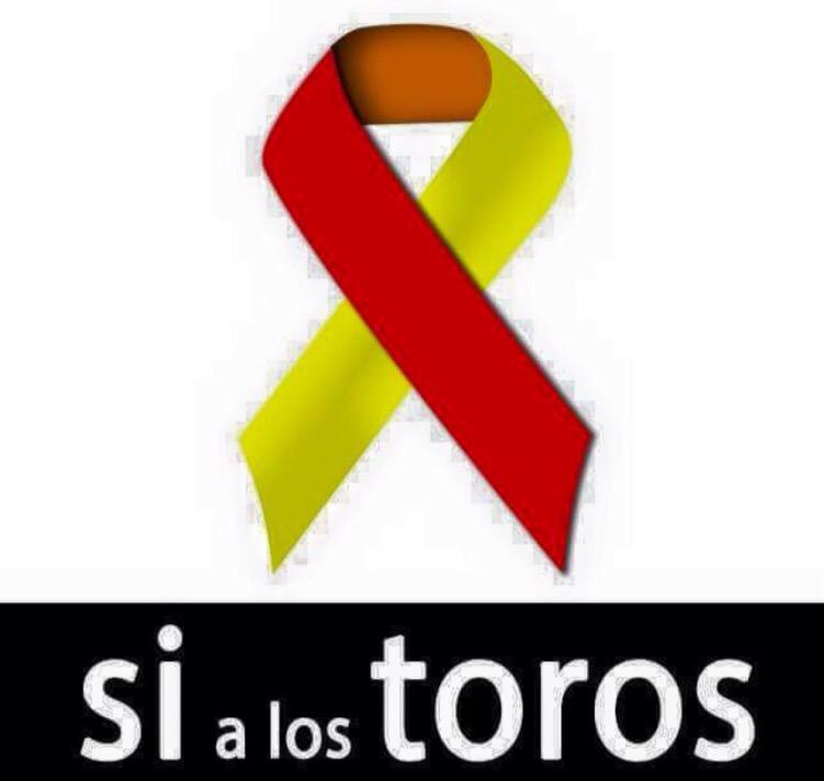 de_losreyes1's tweet photo. Llámame lo que quieras... Pero esto siempre por bandera.
Buenas noches http://t.co/ny3VTpox75
