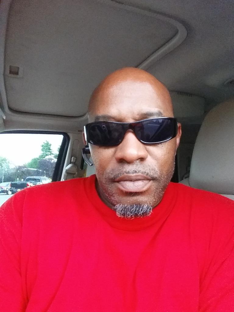 true2theone's tweet image. Done with work. Now I have to sit here for the next half hour for a coaches meeting. Life isn't fair. But it's right.