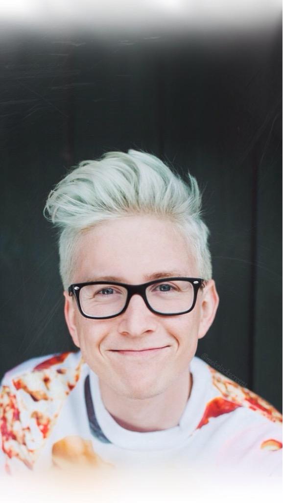 mekelockscreens's tweet photo. A #TylerOakley #Lockscreen with an own special edit

RT/Fav if you saved it! Be honest ;)x
>#TylerOacklyLockscreen http://t.co/1k8ZYzDpCF