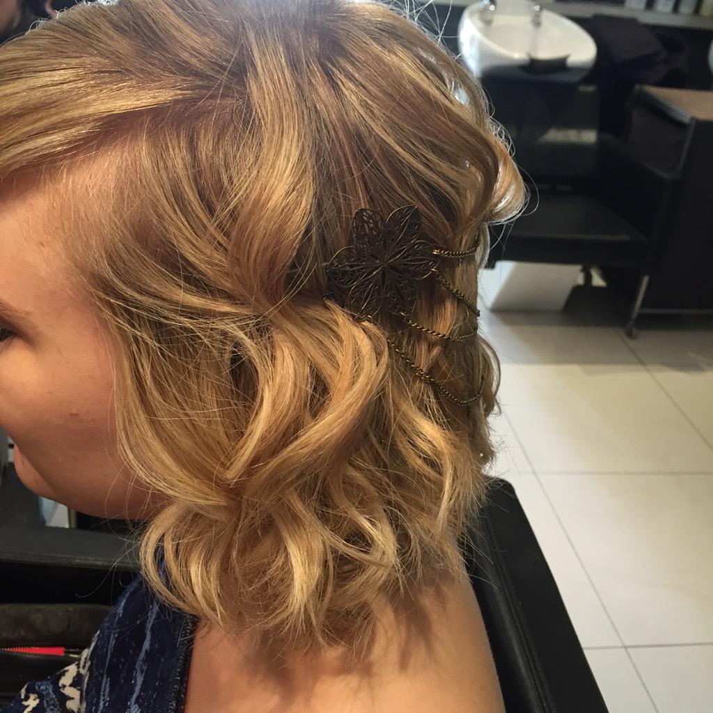 WinkHairStudio's tweet photo. Here at wink we love a few waves to jazz up a bob for a special occasion #wob #waves #winkhair http://t.co/ww5THaQw0Y