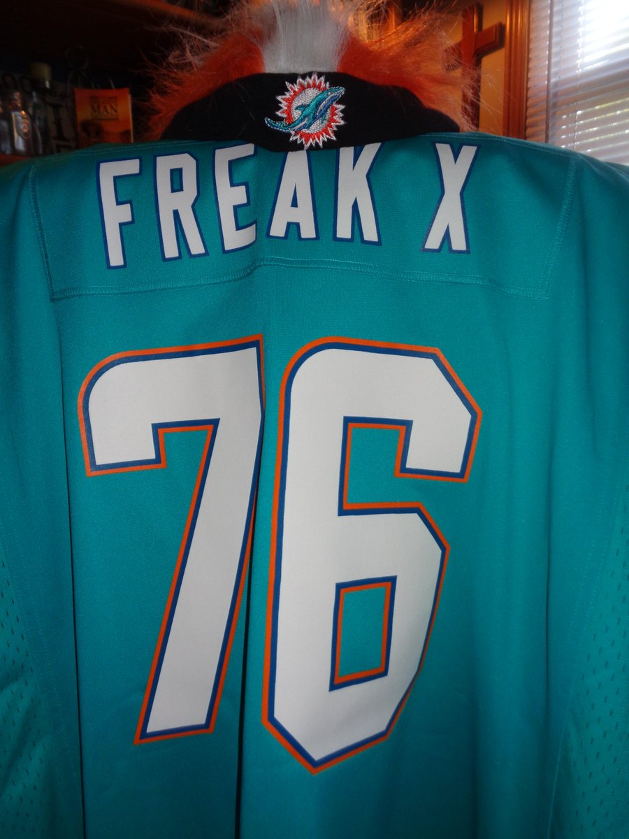 BartolottaNews's tweet photo. @AXJ76 Is it Thursday Yet? lol #MIAvsCHI #FREAKX #ChicagoIsDolphinsCountry #FinsUp #FinsIn15 #StrongerTogether http://t.co/NnXdbhtmrA