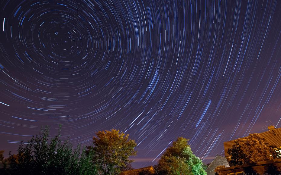 TravelLeisure's tweet photo. The Perseid meteor shower will be lighting up the night sky starting TONIGHT!  http://t.co/DDPRWVefWZ http://t.co/rjT5riXRCK