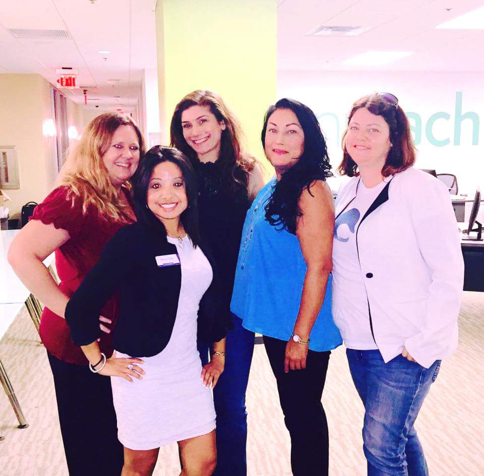 cheriscorner's tweet image. Join us at #NetworkingPhoenix Signature Event on 8/20/15 from  6-9 @ Chaparral Suites in Scottsdale.  #networkingpros