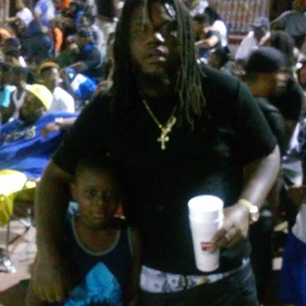 curtleoy's tweet image. My baby was to excited to take a flick with @FATTREL
down the Goodman