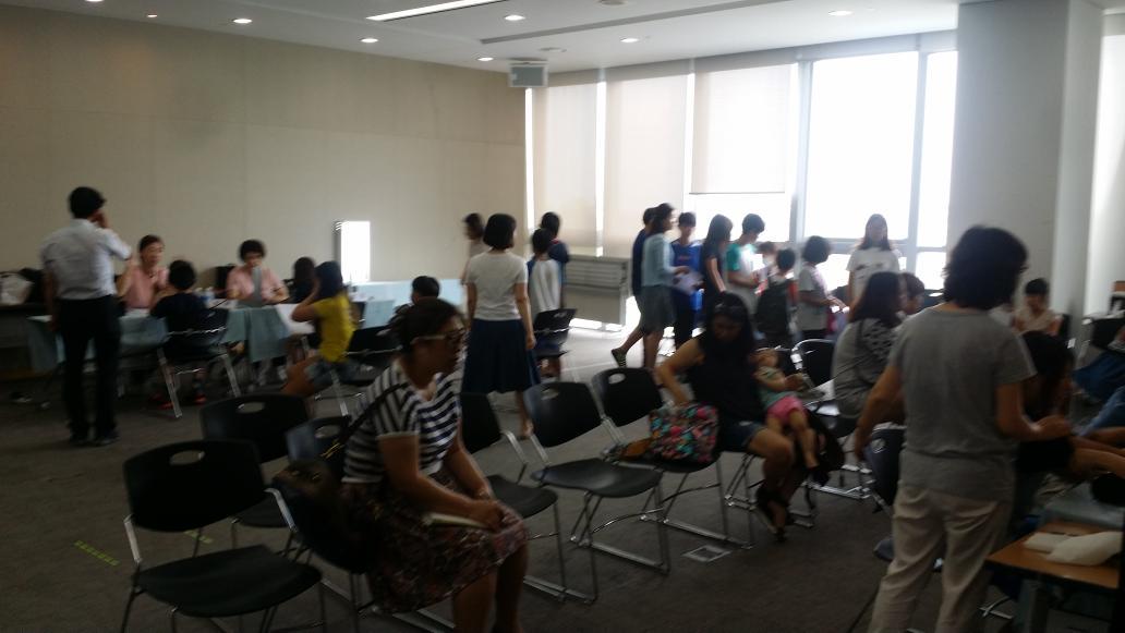 sh82462's tweet photo. 2015년 8월 13일 분당메디피아의원과 함께 성남드림스타트 취학아동 건강검진을 진행 중 입니다...  밝고 씩씩하게 성장 할 드림이들을 기대해봅니다~ ^^ http://t.co/pbFEpnRRrf