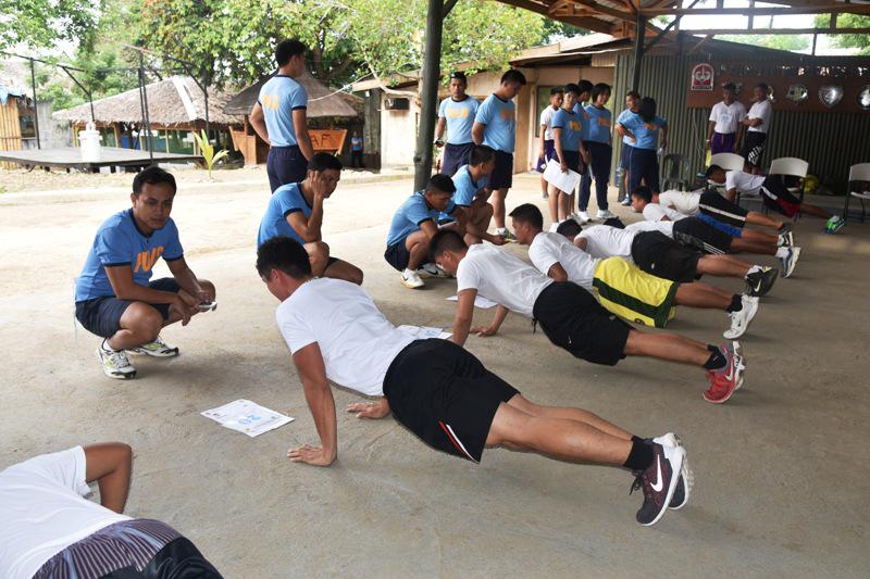 5thSABSAF's tweet photo. Joint Monthly Physical Fitness Test of 5SAB personnel and Physical Agility Test of SAF applicants. http://t.co/njjJXFIfuM