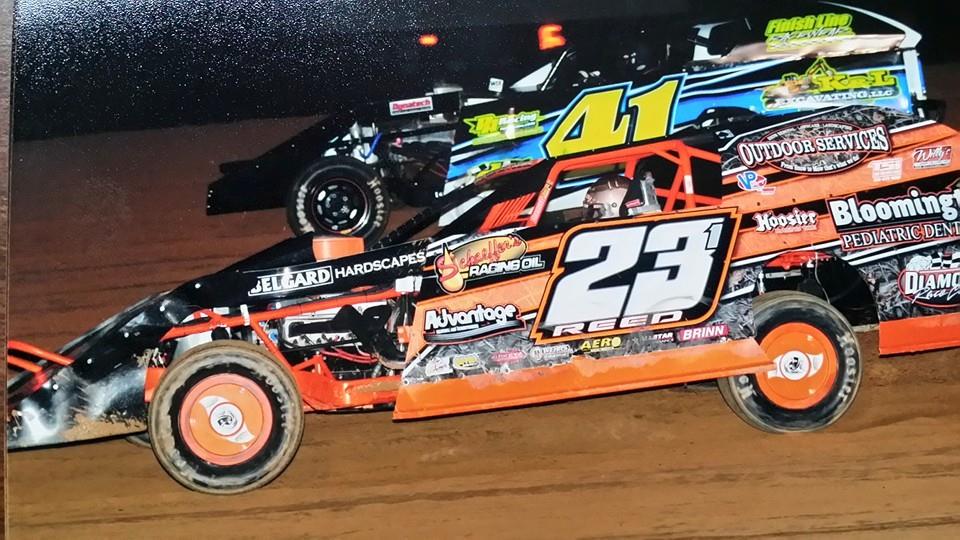 rdbetz's tweet photo. Is it race day yet?! Thanks @candiceblick @BillyWorkmanJr @DiamondbyHornad for all the help http://t.co/jRzycHE7xI