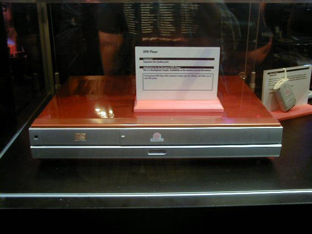 SEGAbits's tweet image. #SEGA Trivia: SEGA was working on all-in-one #Dreamcast/DVD player that never got released. Pictured below: