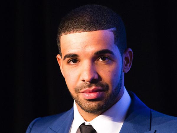 Drake now has the first million-selling album in 2015 — here's why that feat is incredible buff.ly/1HGXp03
