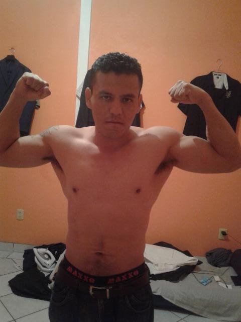 herrerav45's tweet photo. #workout http://t.co/RGCE3i51wR