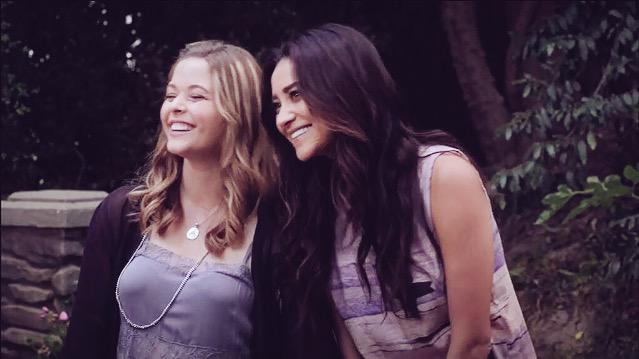 pll4eve tweet picture
