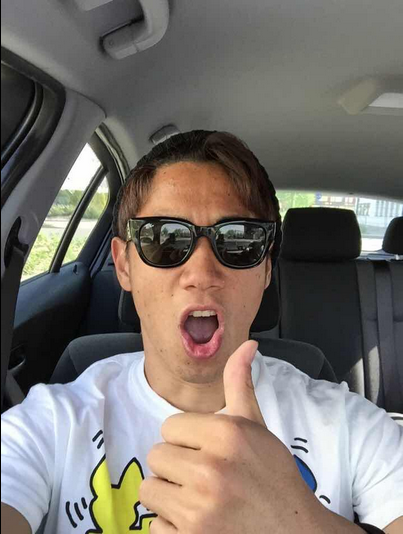 O Xrhsths Ug Sto Twitter 内田篤人 自撮りする男とかマジでキモイと思う Http T Co Umfsaa9mv4