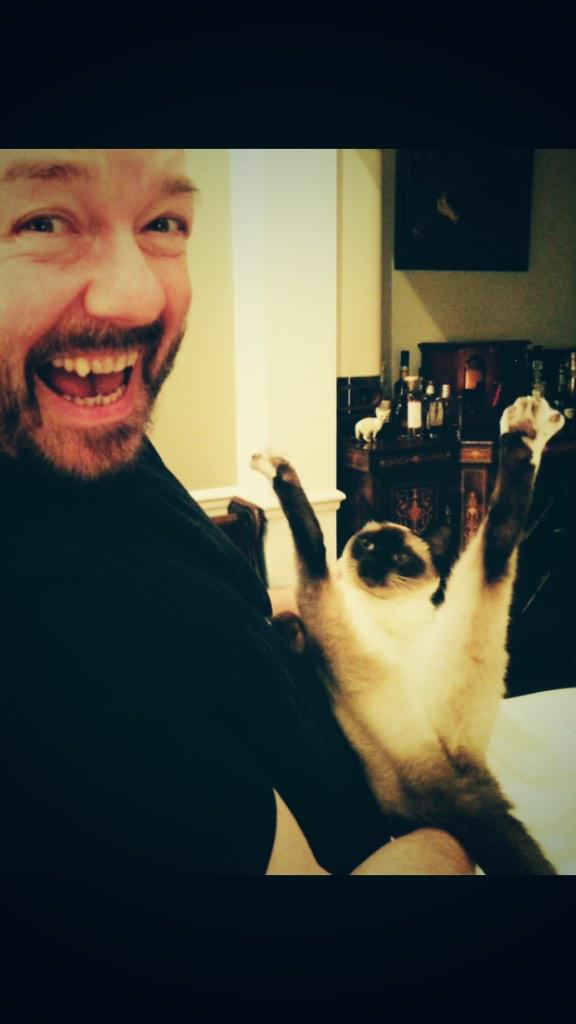 rickygervais's tweet photo. Have a fun day! http://t.co/Q6qjIOn27w