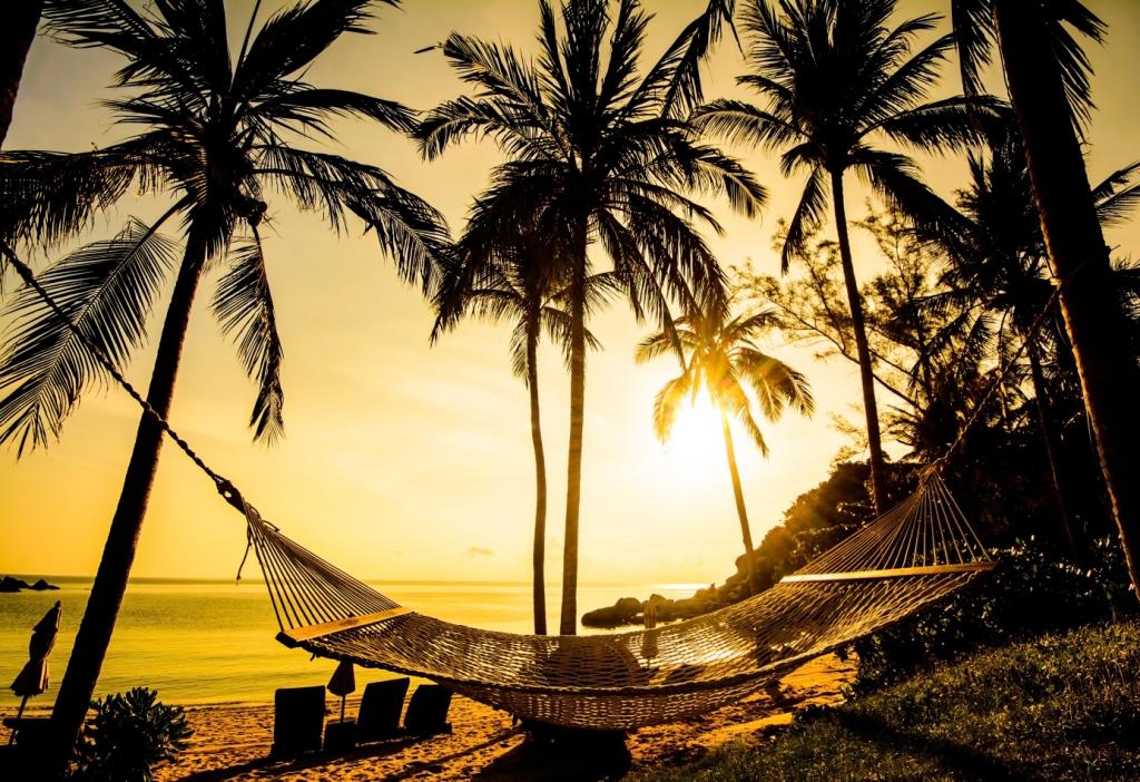 VIPS's tweet photo. Tenemos muchas playas en el mundo... ¿Cuál es tu preferida? Si algo así te vale RT! :) http://t.co/nfZd0JI5HC