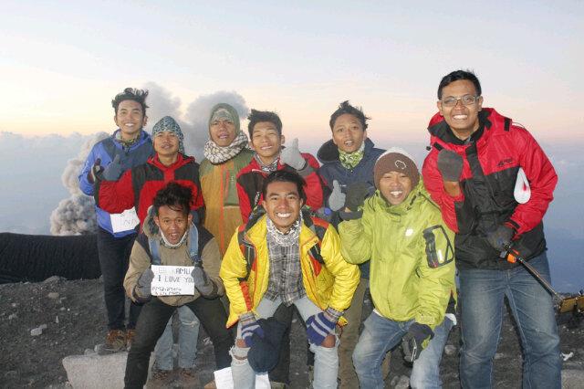 bisikandi tweet picture