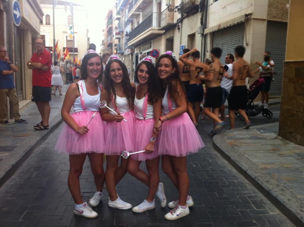 EvaaSarmiiento's tweet photo. Insuperable❤🍻🎉🎊 http://t.co/miaLBvqFE4