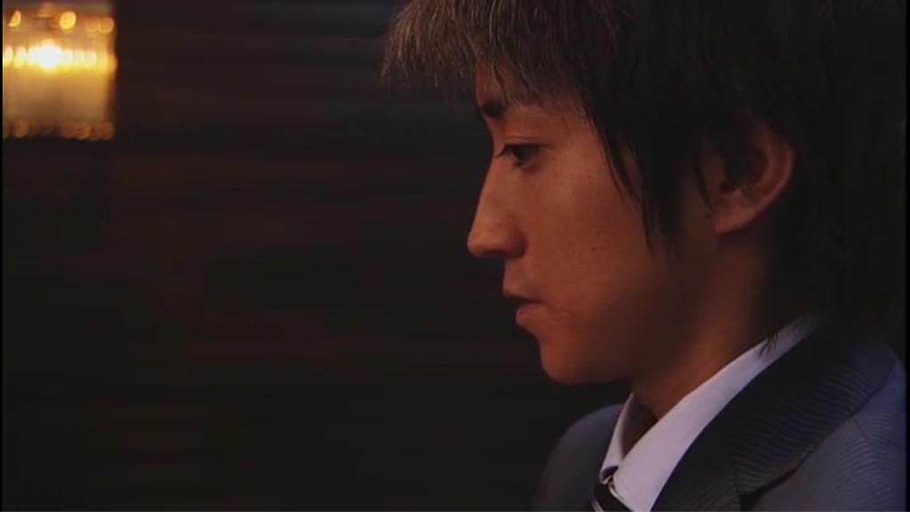 孤島 いつもキャプってしまう 藤原竜也横顔シリーズ バサバサのまつげと鼻すじの美しさを堪能するのです この4枚目をラストカットに持ってくるあたり 監督わかってるね Http T Co Gngvmwdjme