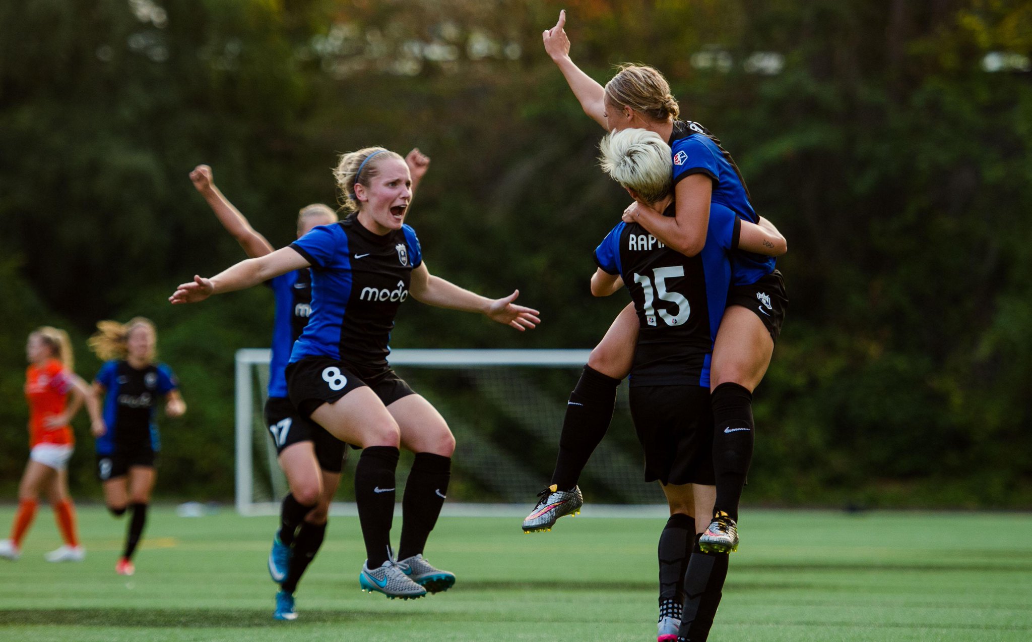 Seattle Reign FC on Twitter "ReignFC scores 2 goals, grabs three
