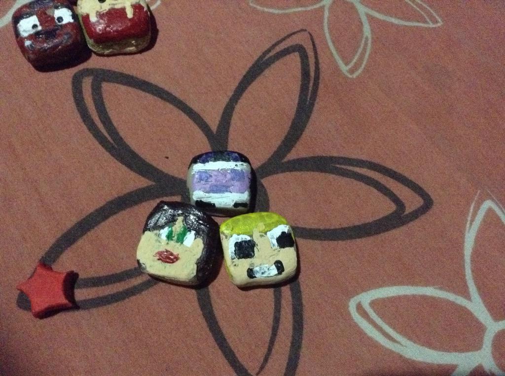 AnitaarceAna's tweet photo. @LadyBossChannel @magoangelESP @MmorpgNacho #vero si tiene cabello falta elyas solo que estaba muy cansada #dronja http://t.co/MixUDgLzmM