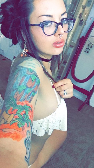 Yer Friend, Frosti❄️’s pics and videos