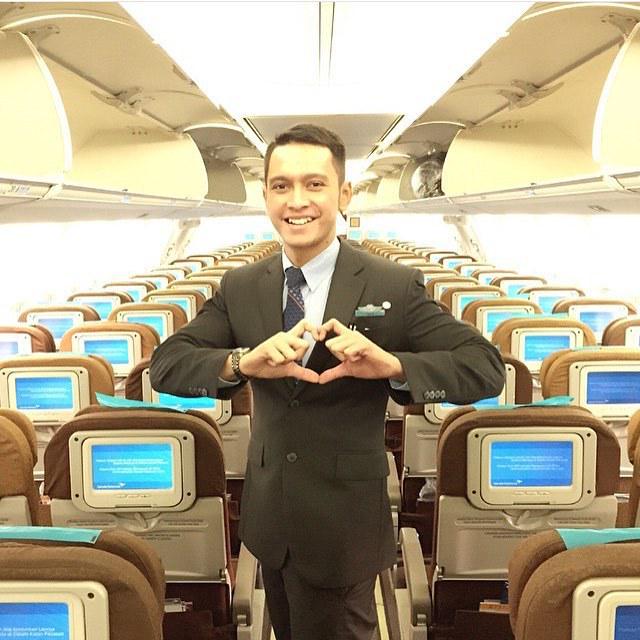 ✈ Dorian on Twitter: "Instagram : by pramugari_pramugara_id - Pramugara  Garuda Indonesia. Nama: Aimam Syuhada @aimamsyuhada #pramugara #…  http://t.co/SOL9ju33Fw"