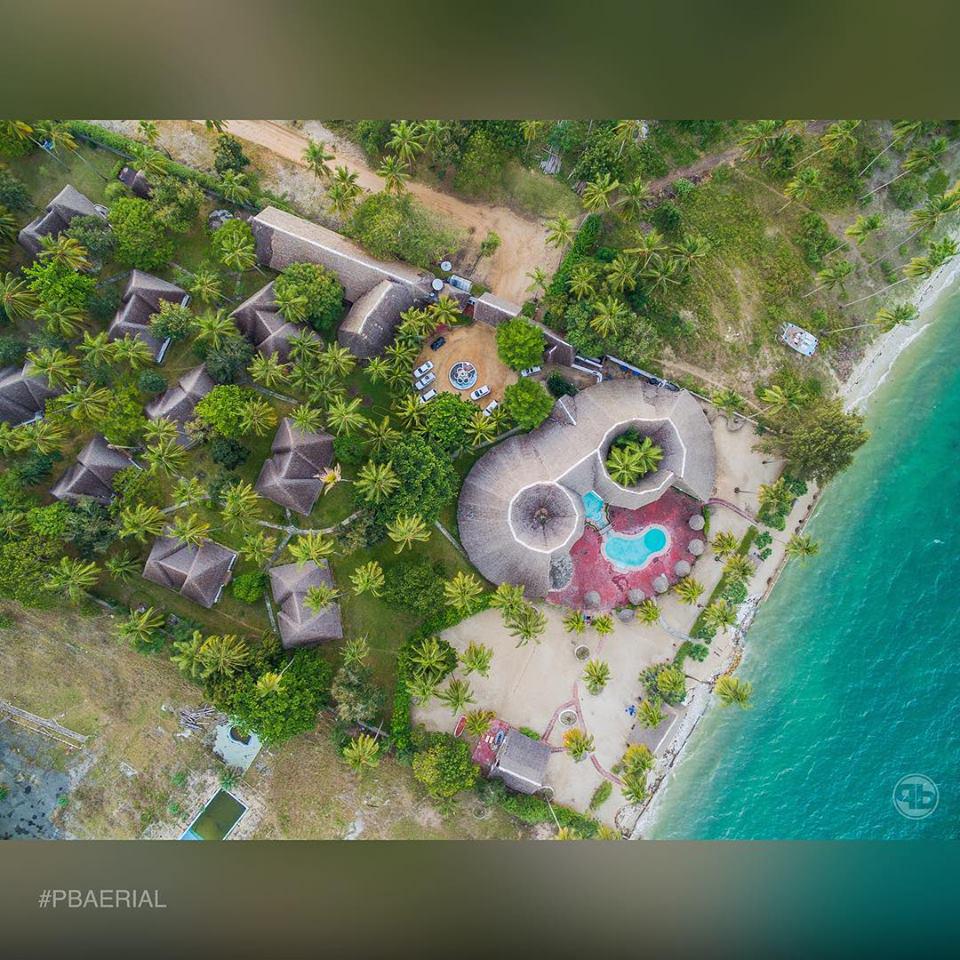 astatinetz's tweet photo. Aerial Photography of a breathtaking hotel in bagamoyo. Can you name it? #PBAerial #PIXELBASE @DJIGlobal @500px http://t.co/5A2eZAS5i1
