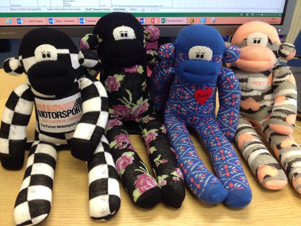 MissBubblz's tweet photo. Settled in 🐒 @StephJS @MonkeypennyMiss http://t.co/Cu43rSPWHI