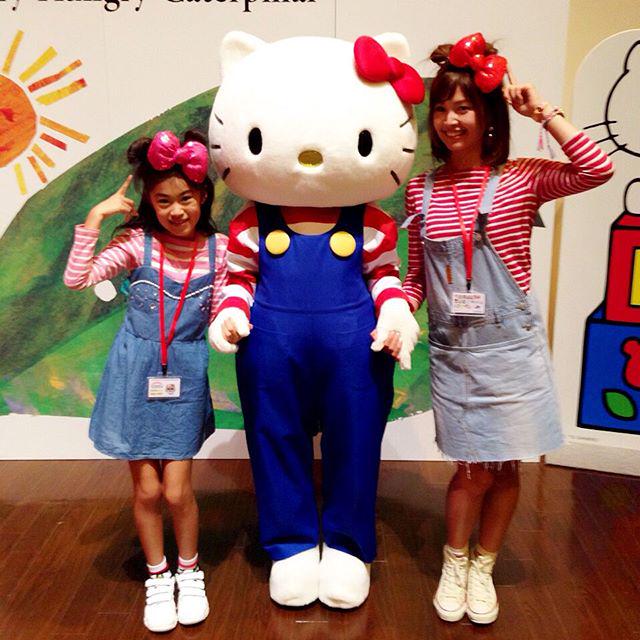 Serina En Twitter キティちゃんコーデでキティちゃんと キティ ハローキティ サンリオピューロランド サンリオ 双子コーデ 親子コーデ グリーティング T Co 4or5kzkb2k Http T Co Yekvkcxprs