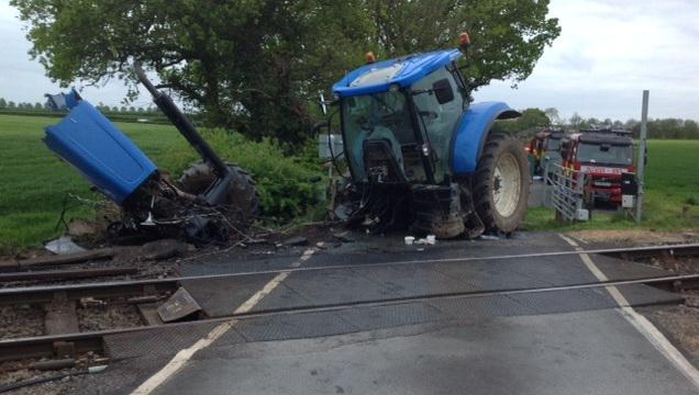 Farmers to reap the benefit of new Network Rail level crossing safety campaign - ow.ly/QRiXK