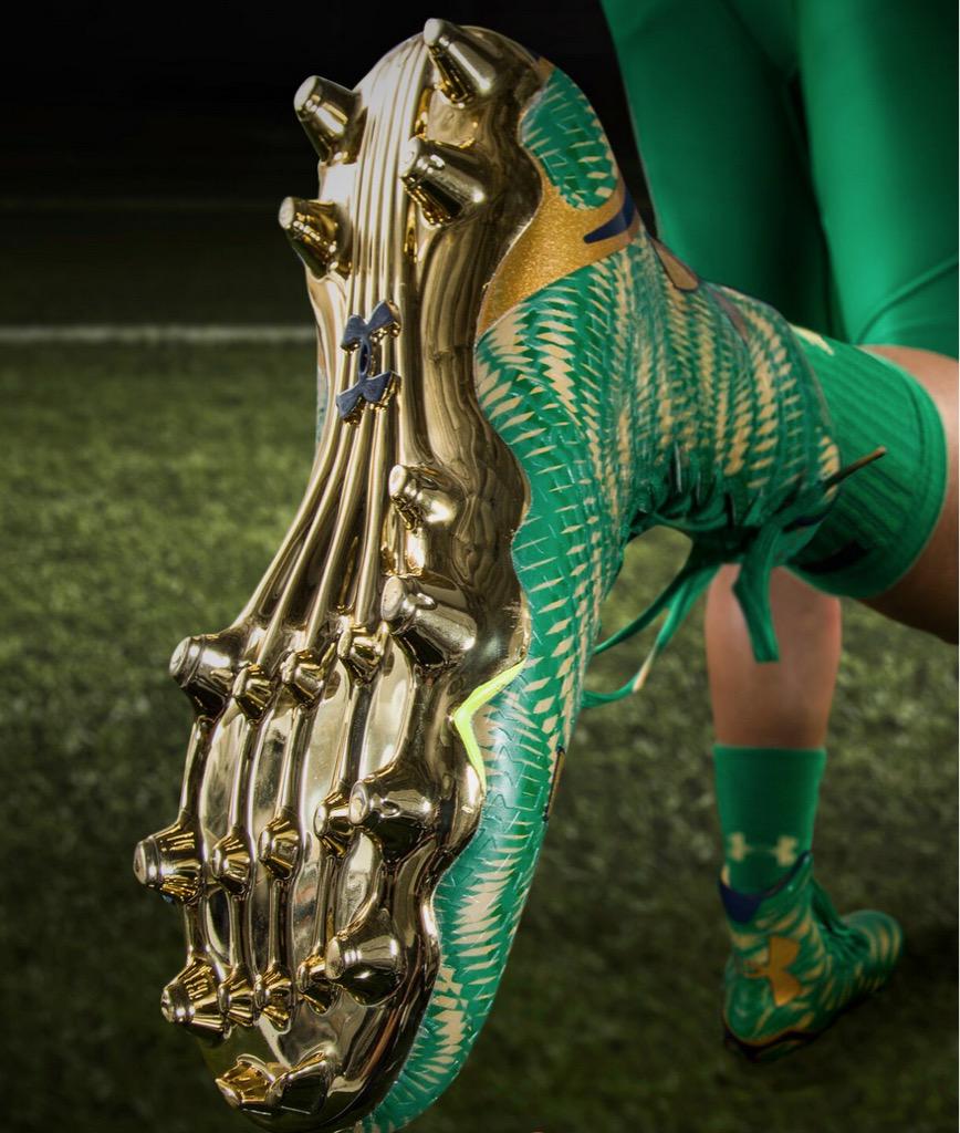 AthleteSwag's tweet image. Notre Dame's Shamrock Series uniform