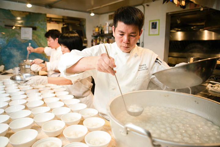 NTDCulinary's tweet photo. Chef Zhizhao Luo prepares dessert for the @TasteAsiaNYC Dinner Banquet at the James Beard House. #TBT http://t.co/9WN4KqCpuC