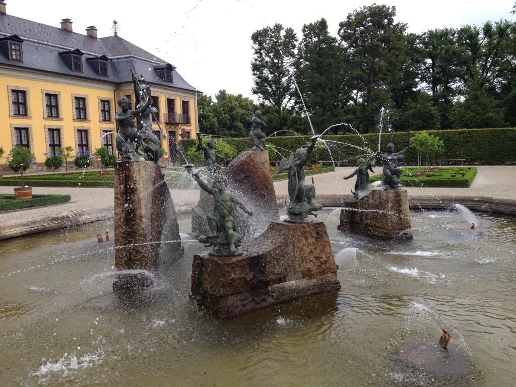 Coole Aktion <a href="/SPDNDS/">SPD Niedersachsen</a> #spdsommer #grillen im #garten chillen in den #Herrenhäusergärten und beim #maschseefest #spd