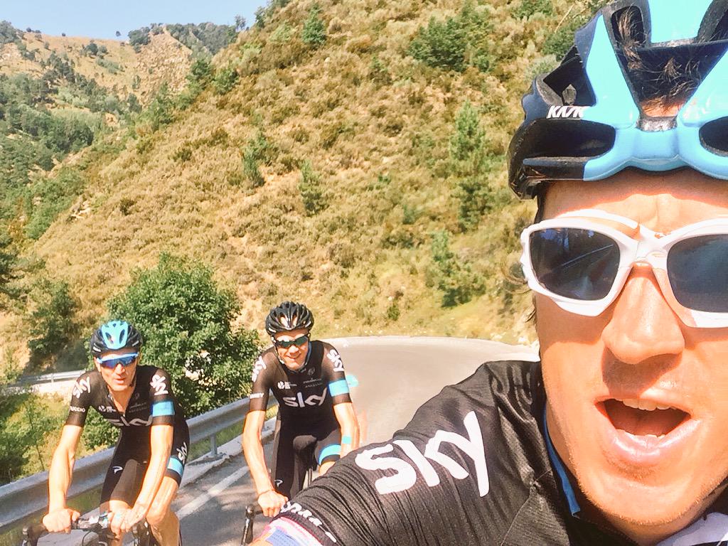 GeraintThomas86's tweet photo. Nice long ride today. Gave these 2 whoppers a kicking @chrisfroome @SalvatorePuccio http://t.co/1ldHRm6po6