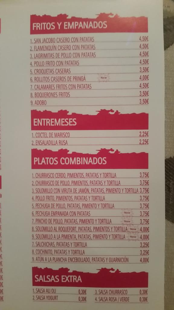 Entre tod@s nuestros seguidores que retwiteen este tweet y el anterior se sorteara una pizza para recojer en el local