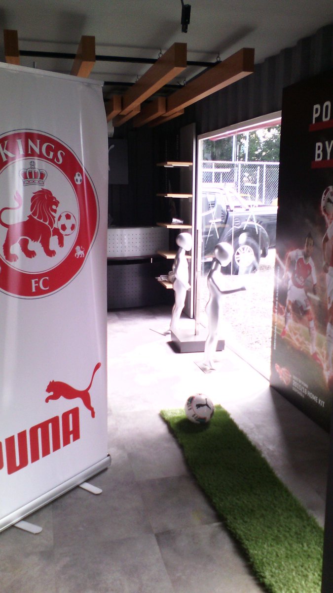 Kingsfcpanama's tweet photo. AYER INICIO DE LAS MATRÍCULAS DE @Kingsfcpanama ,¡TODO UN ÉXITO!¡GRACIAS POR CONFIAR EN NOSOTROS! HOY DE 3 A 6 P.M.. http://t.co/0FeTomXXgn